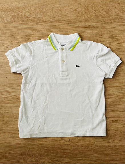 Lacoste pikeepaita, koko 128