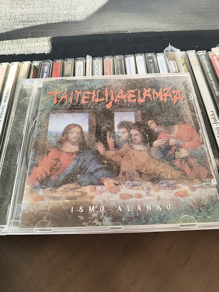 Ismo Alanko taiteilijaelämää