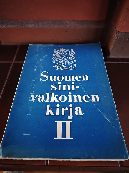 Suomen sinivalkoinen kirja II
