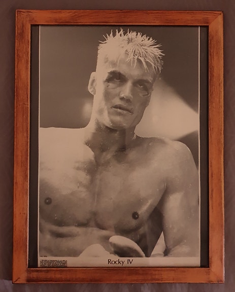 Rocky 4, Dolph Lundgren juliste kehystettynä.