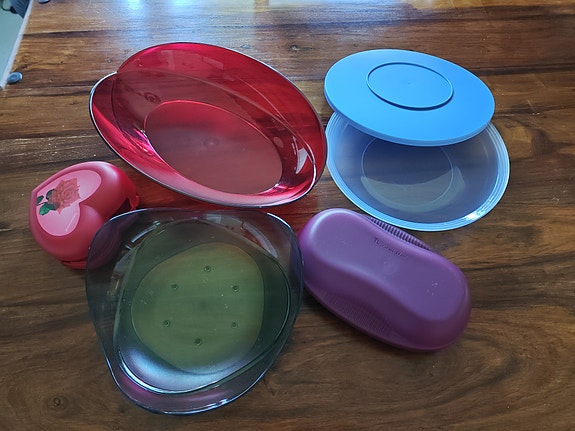 Tupperware astiat
