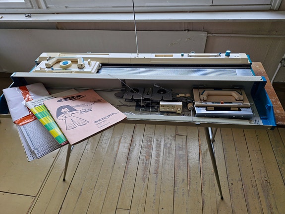 Product image 2 of 8