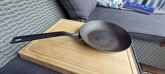 Heirol Blacksteel pro 24cm paistinpannu