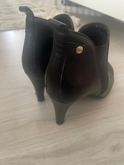 Clarks nilkkurit koko 38 musta