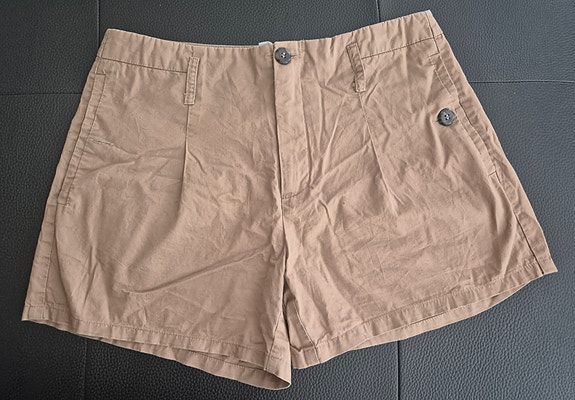 Vilan shortsit