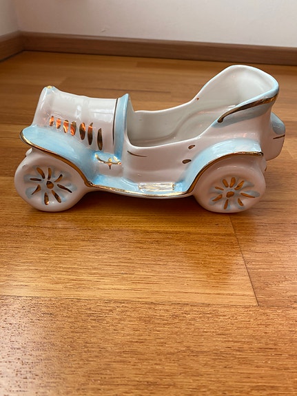 Posliini auto