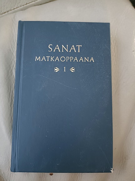 Sanat matkaoppaana I kirja
