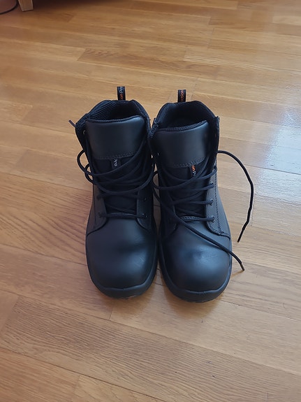 Sievi nilkkurit GT58 goretex tractionPro kitkapohja. Työhön ja vapaa-aikaan
