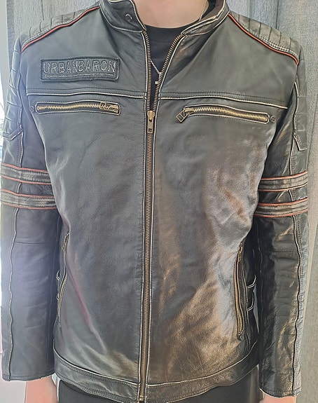Product image 8 of 9