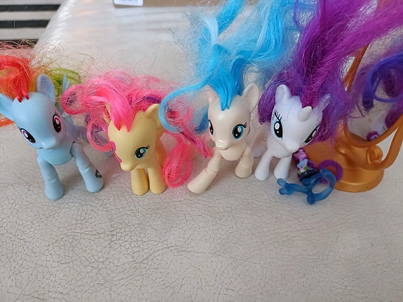 Neljä My Little Pony ponit