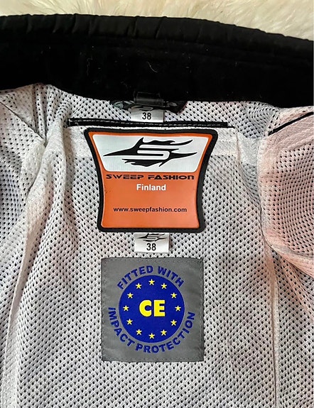Product image 8 of 9
