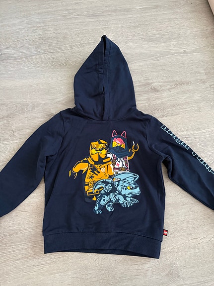 Lego NinjaGo huppari, 122