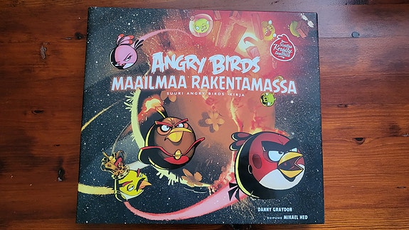 Angry Birds: maailmaa rakentamassa