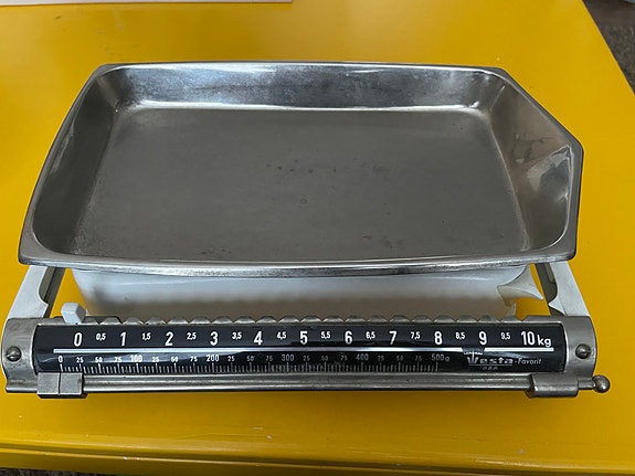 Retro keittiövaaka