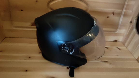 Käyttämätön Fastr kypärä 63 XXL