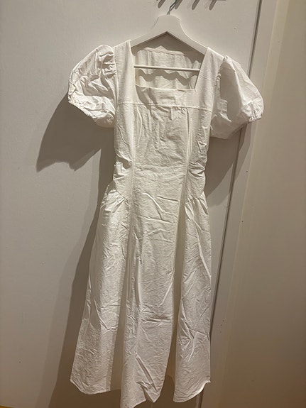 Valkoinen pitkä mekko M