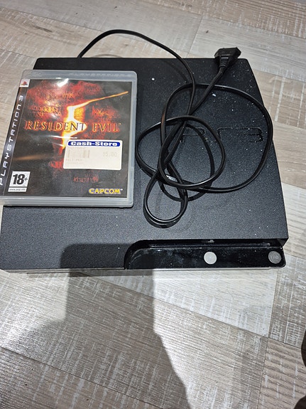 Sony PlayStation 3 konsoli musta