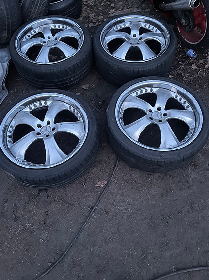 Mercedes-Benz alumiinivanteet renkailla