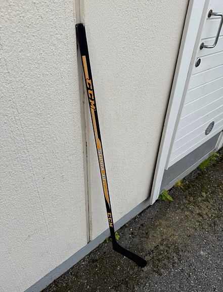 CCM jääkiekkomaila musta