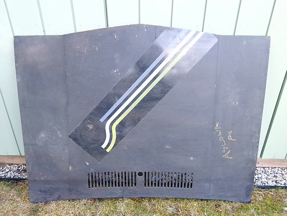 opel ascona  A konepelti ,ovet 2D,puskuri,maski