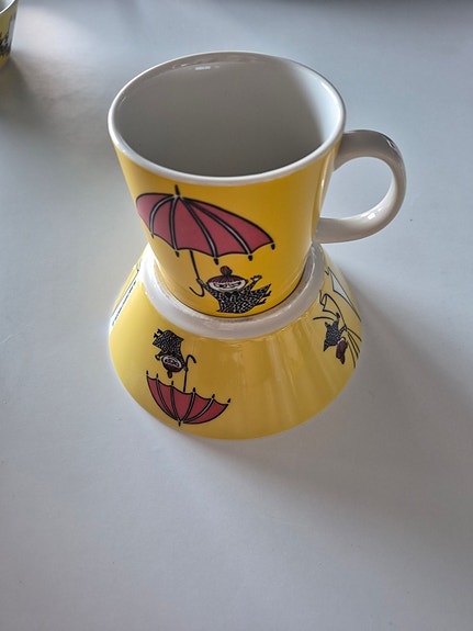 Pikku Myy keltainen muumimuki ja -kulho *TARRA mukissa*