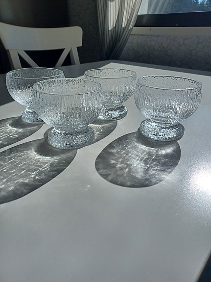 Iittala Kekkeri/moukku jälkiruoka kulhot 4 kappaletta