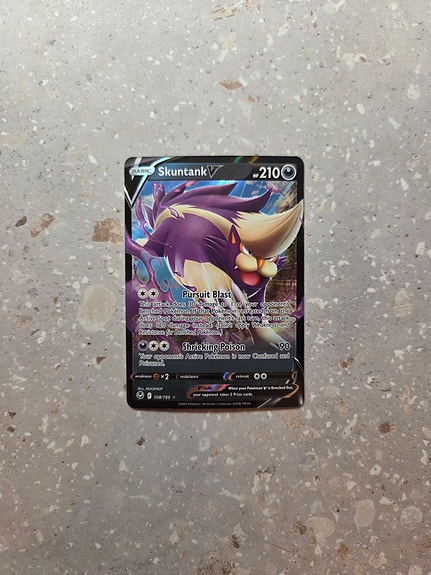 Skuntank V - Pokemon, Silver Tempest