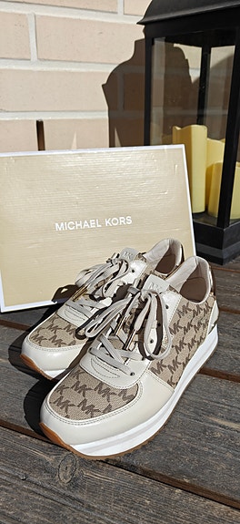 Michael Kors kengät 39