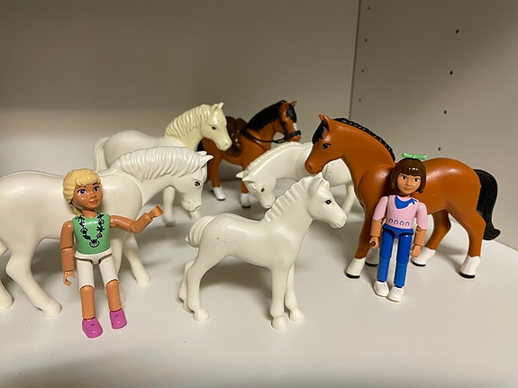 Lego Belville hevoset ja ratsastajat
