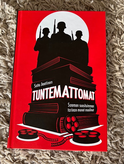 Satu Jaatinen Tuntemattomat kirja kovakantinen