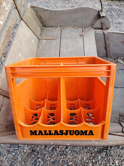 Mallasjuoma kori 12 pullolle