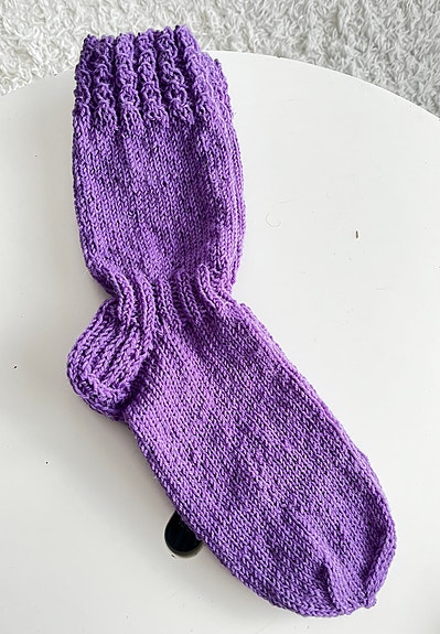 Käsintehdyt villasukat violetti 37 koko