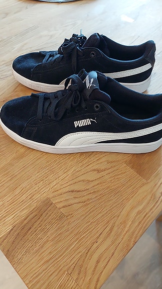 Puma tennarit