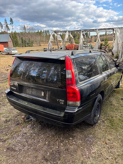 Volvo V70 D5 osia