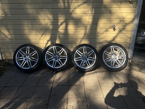 Audi Alumiinivanteet + kesärenkaat