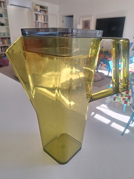 Iittala kannu, muovinen