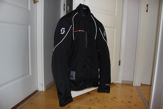 MP ajoasu täydellinen, koko L/XL