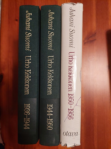 Kolme kirjaa Urho Kekkosesta