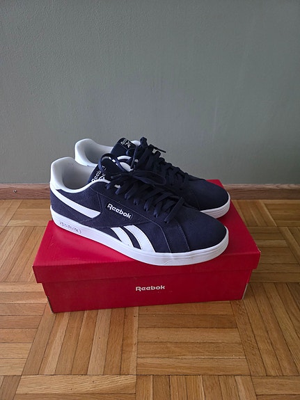 Reebok tennarit koko 44