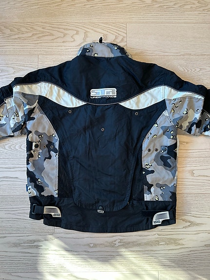 Product image 7 of 8