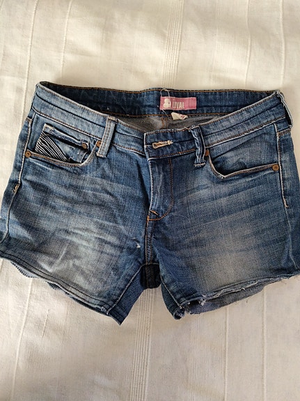 Farkku shortsit