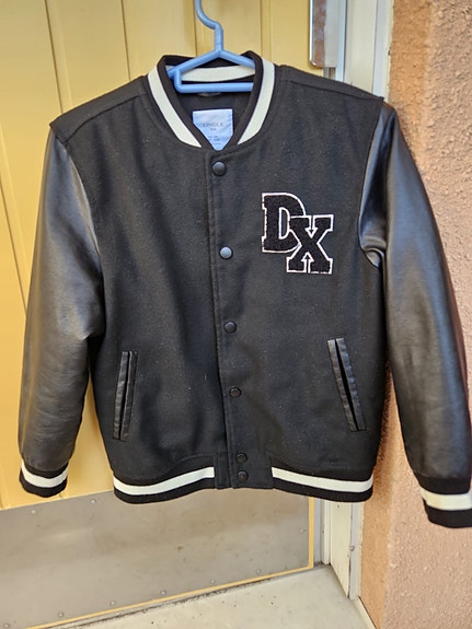 Lindex Baseball/ bomber takki, koko 140, musta