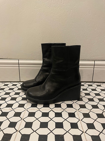 Vagabond Deena nilkkurit 38