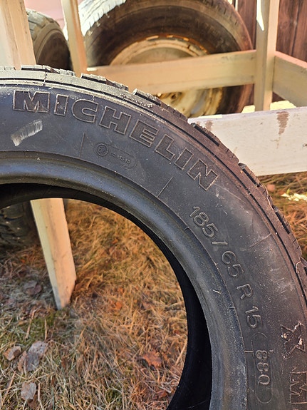 15" Renkaita