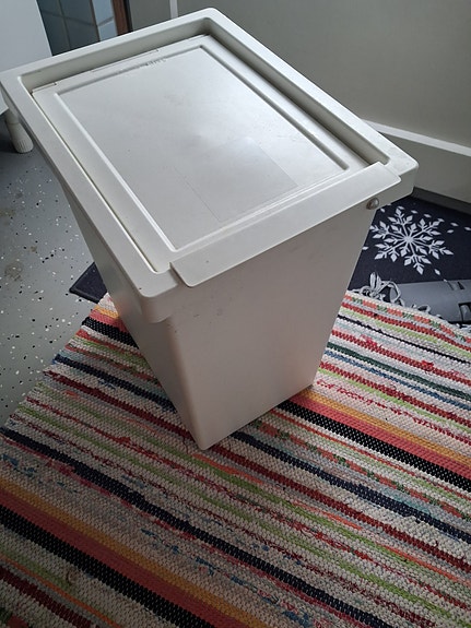 Ikea laatikko