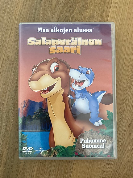 Maa aikojen alussa Salaperäinen saari DVD