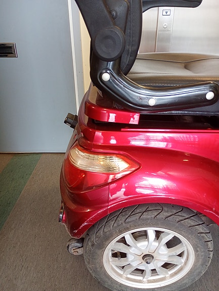 Product image 4 of 6