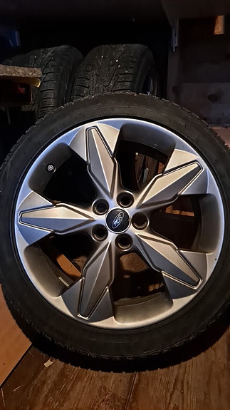 Ford alumiinivanteet harvinaiset