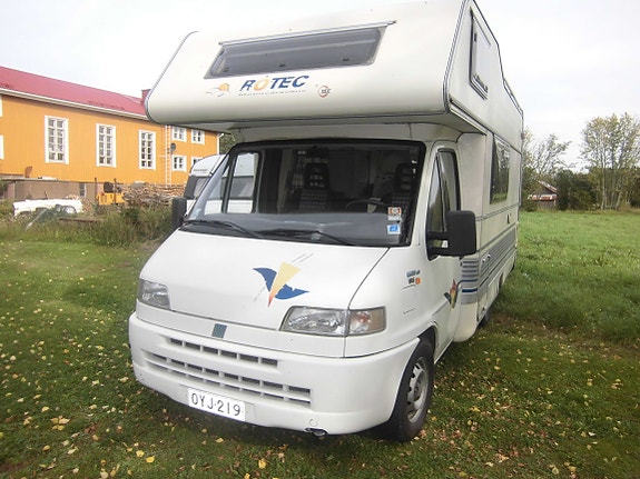 Matkailu-Auto LMC ROTEC vm.97