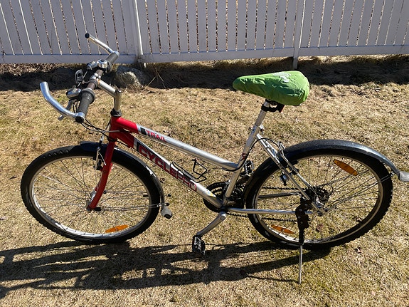CyclePro naisten/nuorten maastopyörä 26”